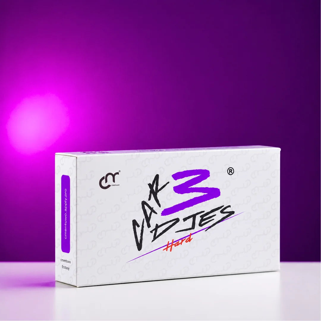 CM Supply M3 Hard: confezione bianca su sfondo viola