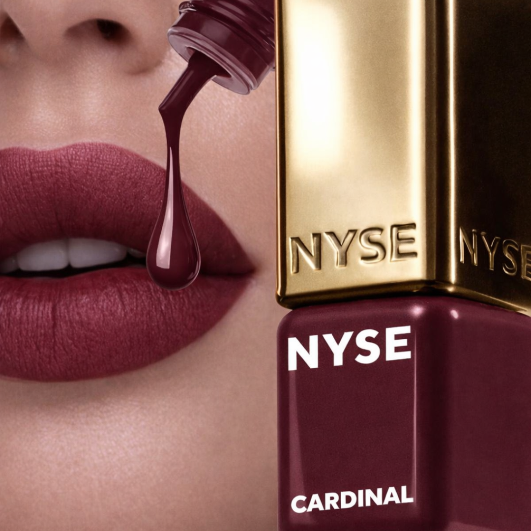 NYSE Cardinal pigmento PMU labbra marrone rosa freddo con esempio visivo di risultato effetto rossetto elegante e strutturato
