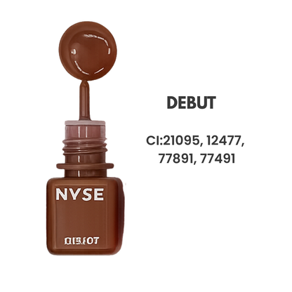 Dettaglio del pigmento PMU NYSE Debut con applicatore e Color Index CI 21095, CI 12477, CI 77891 e CI 77491.

