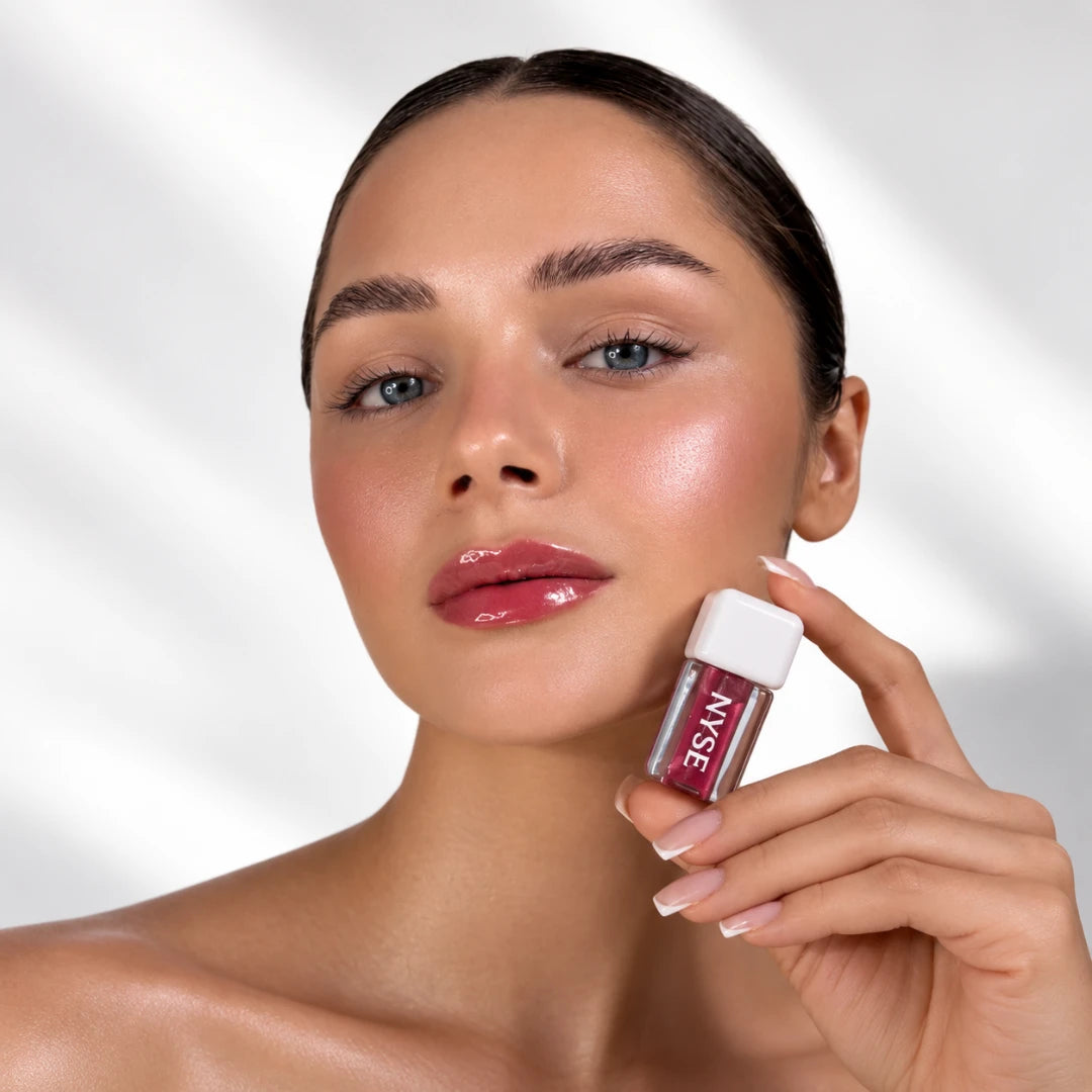 NYSE Lip Oil Gloss Lippenöl 10 Rose – Make-up-Beispiel